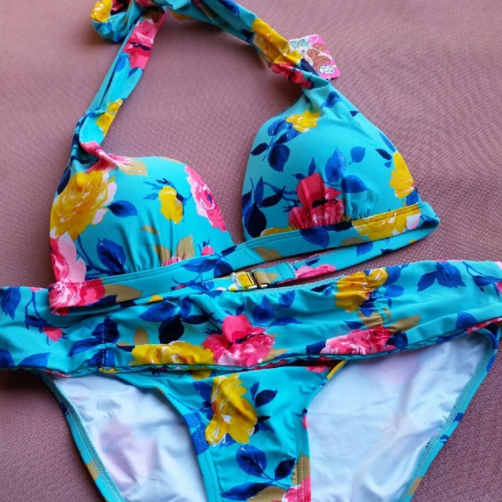 New Betsy Johnson floral bikini set